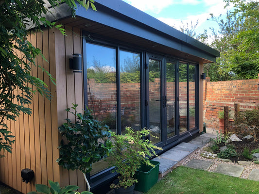 GARDEN ROOM HOME CINEMA IN FRODSHAM, CHESHIRE