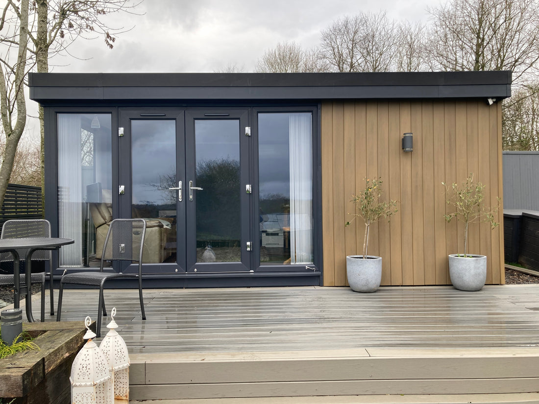 Manchester garden room office built by Rubicon with Toilet